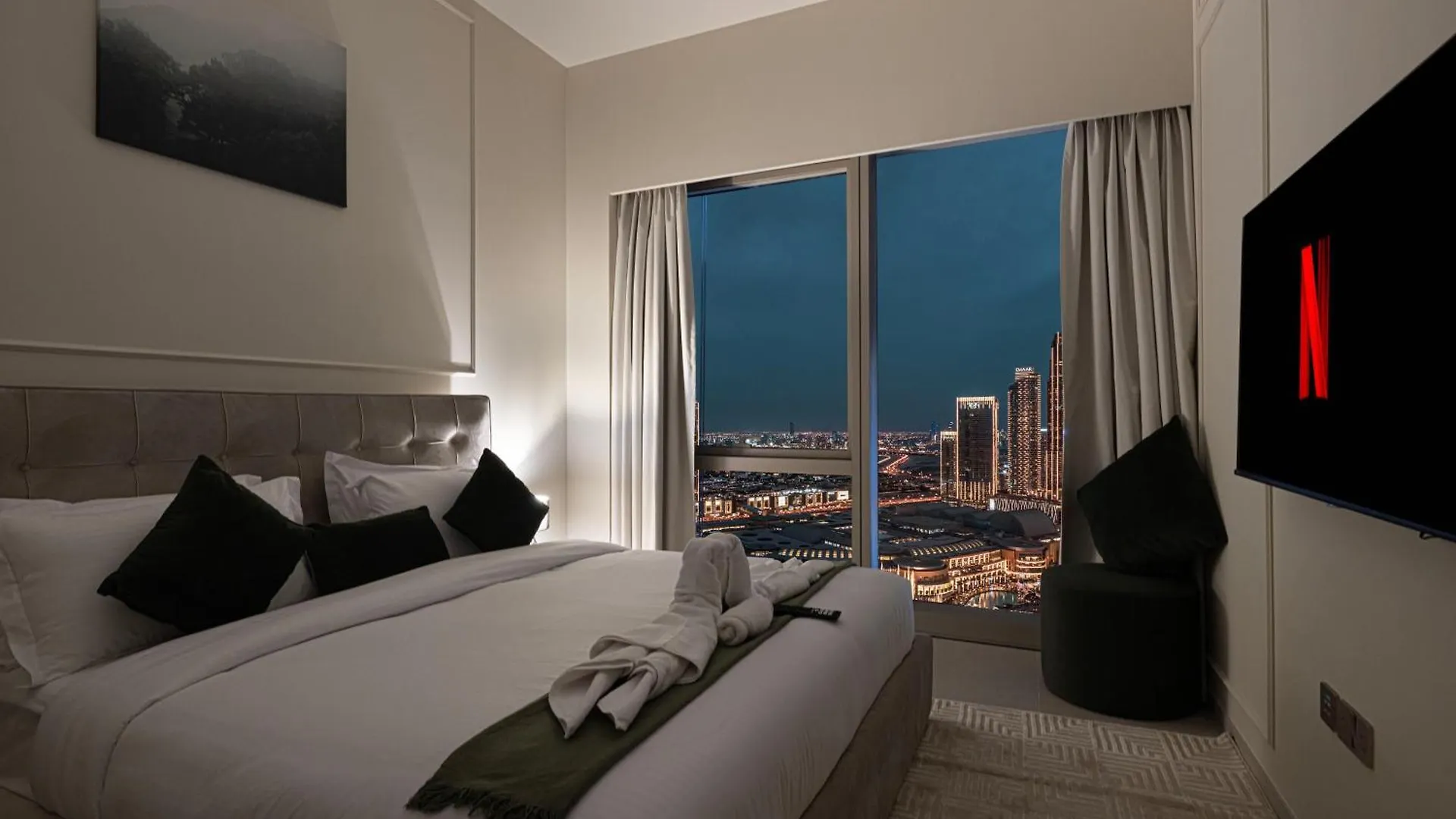 Sky-High Luxury 2Br Burj View Walk Dubai Mall Apartment