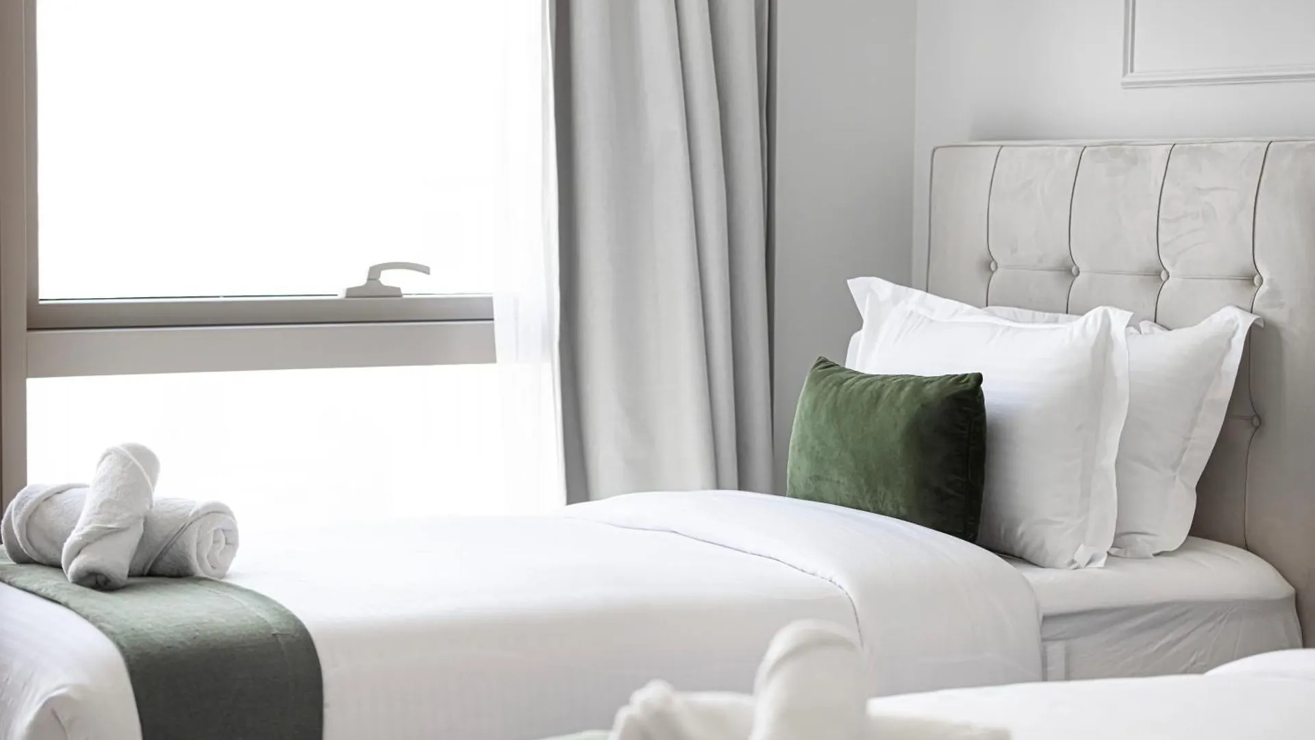 Sky-High Luxury 2Br Burj View Walk Dubai Mall United Arab Emirates