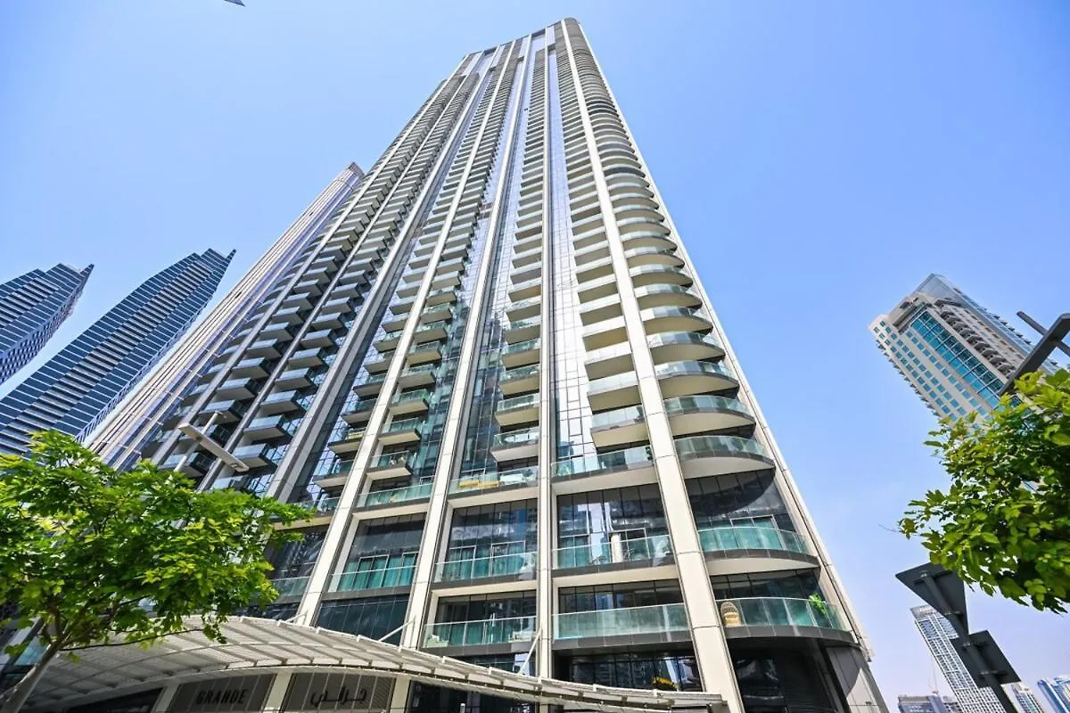 Sky-High Luxury 2Br Burj View Walk Dubai Mall