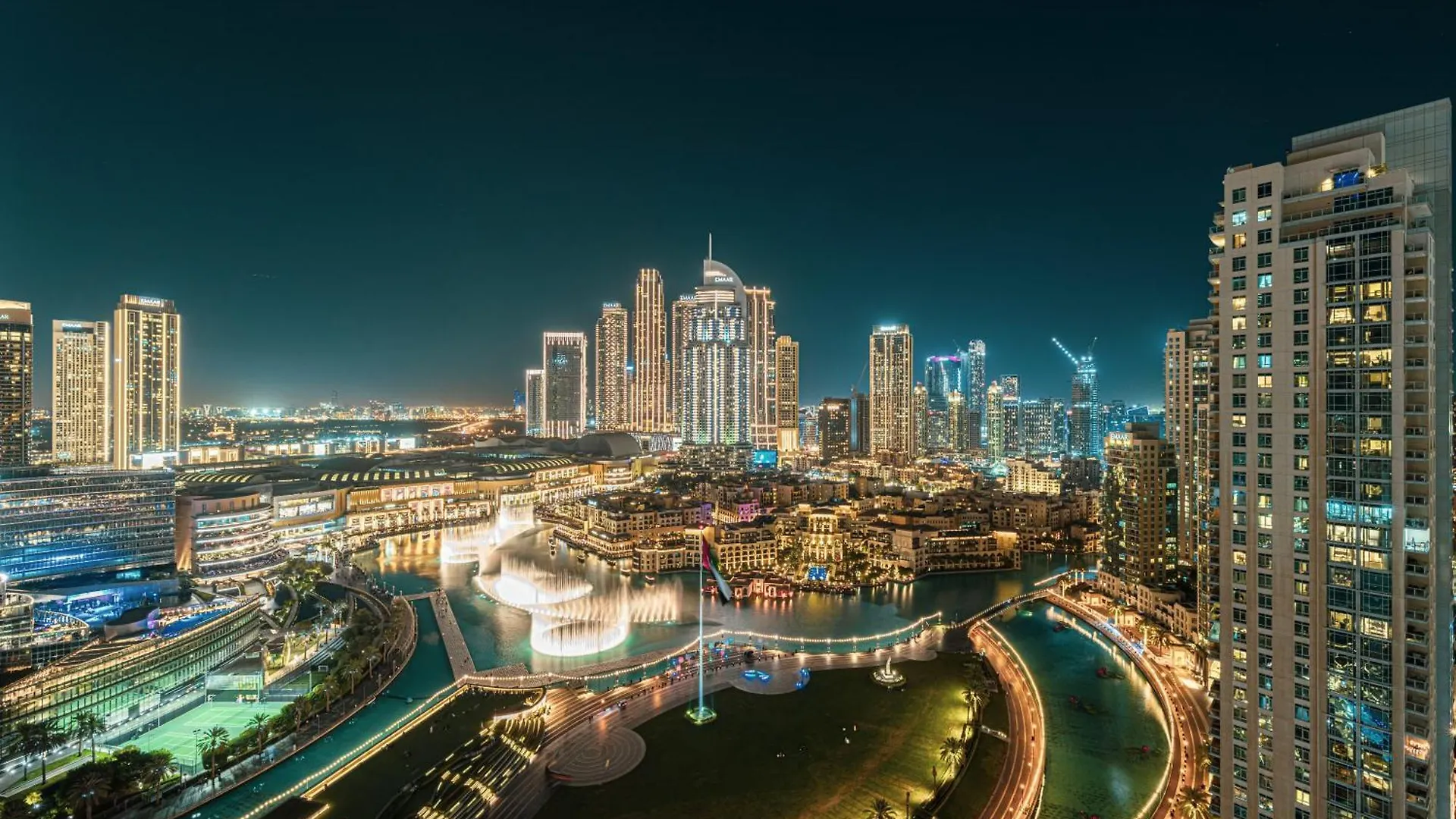 Sky-High Luxury 2Br Burj View Walk Dubai Mall Apartment